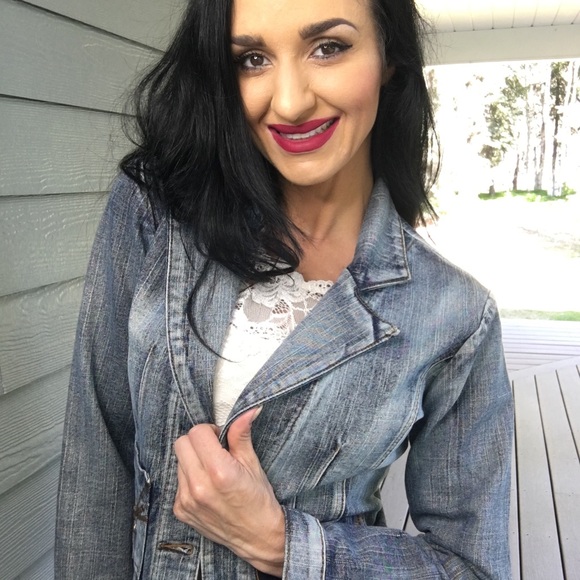 Yes denim jean jacket with embellishments - Picture 3 of 8